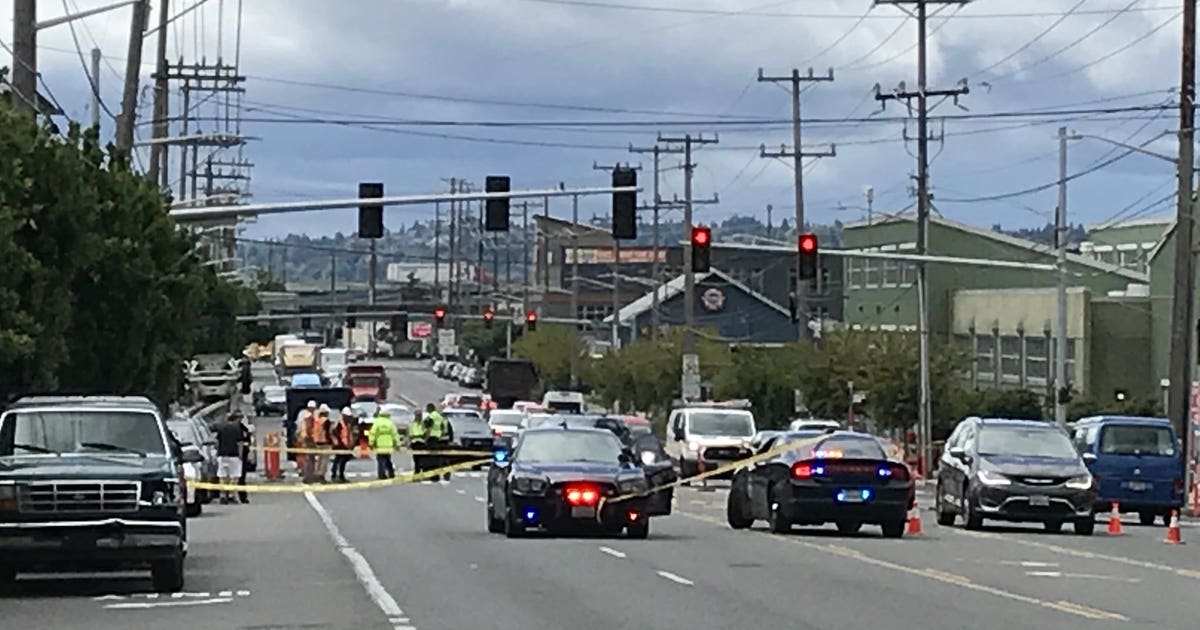 Pedestrian hit, killed by car in Seattle | FOX 13 Seattle