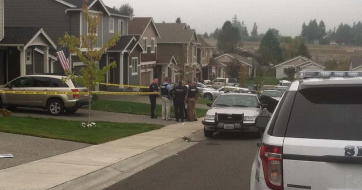 Mother found dead at home with 4 kids inside | FOX 13 Seattle