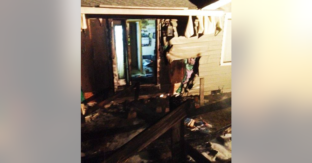 Smoke alarm saves man from outdoor fire | FOX 13 Seattle