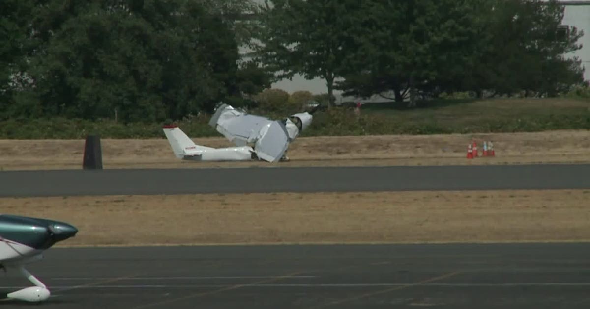 Pilot walks away after light plane crashes at Renton airport | FOX 13 ...