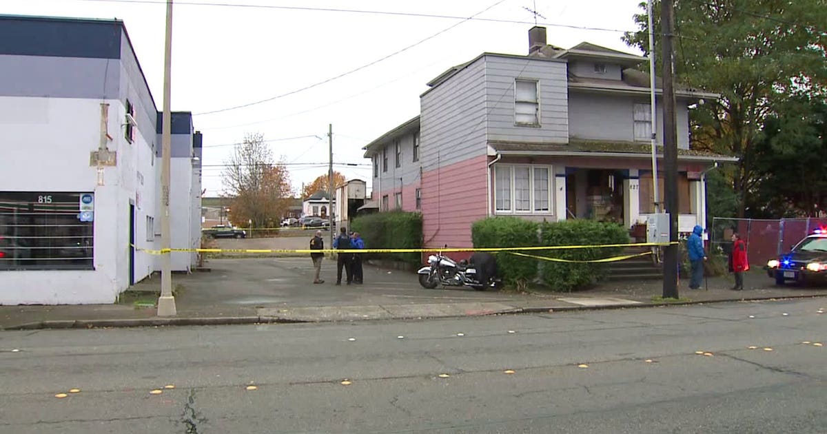 Suspect on the loose after explosive set off in Bremerton | FOX 13 Seattle
