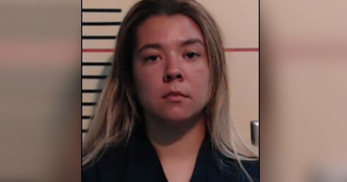 Texas mom arrested after 2 children die in hot car during 'lesson ...