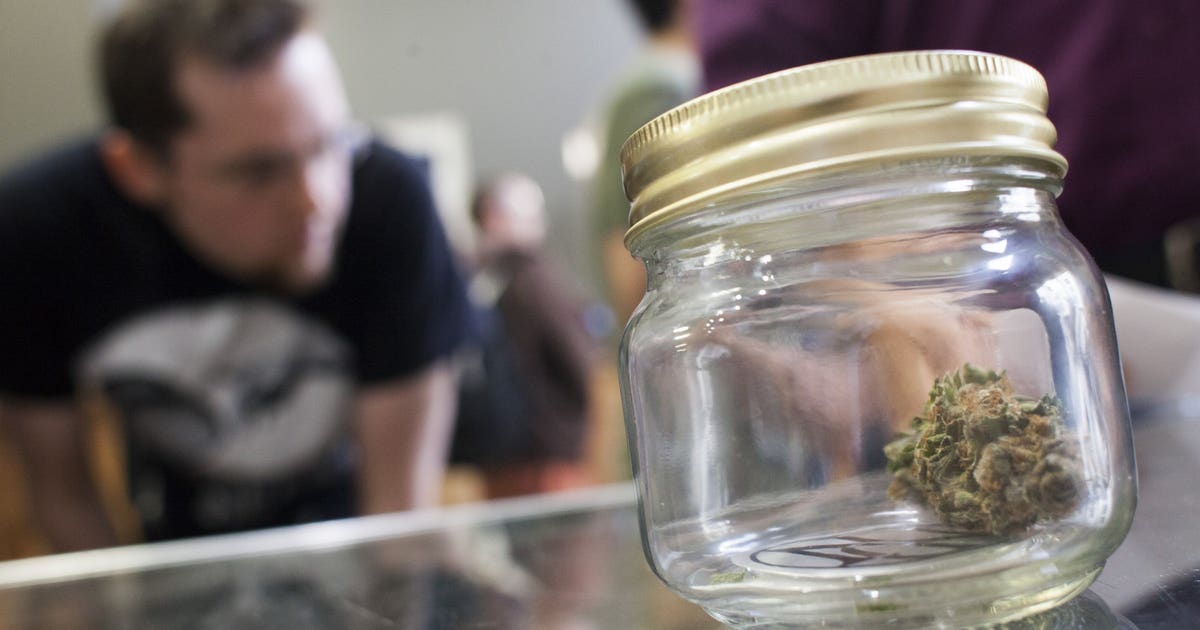 Study: Scant evidence that medical pot helps many illnesses | FOX 13 ...