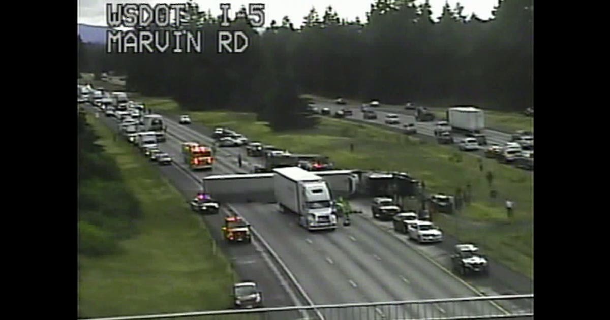2 killed in 12-vehicle crash on Interstate 5 near Lacey; NB lanes ...