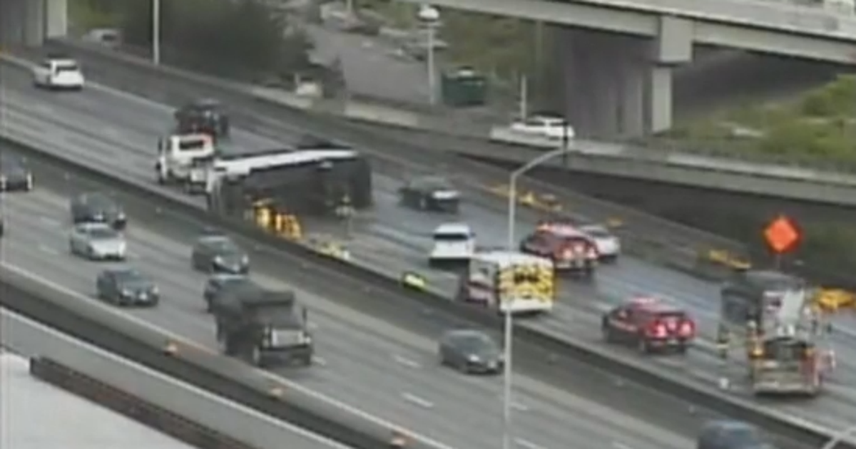 I-5 southbound re-opens near Tacoma Dome after crash | FOX 13 Seattle