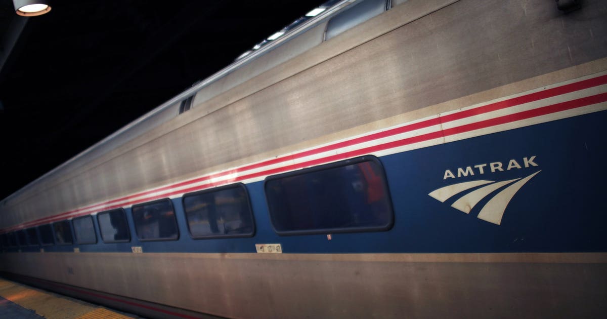 Woman struck, killed by Amtrak train in Everett | FOX 13 Seattle