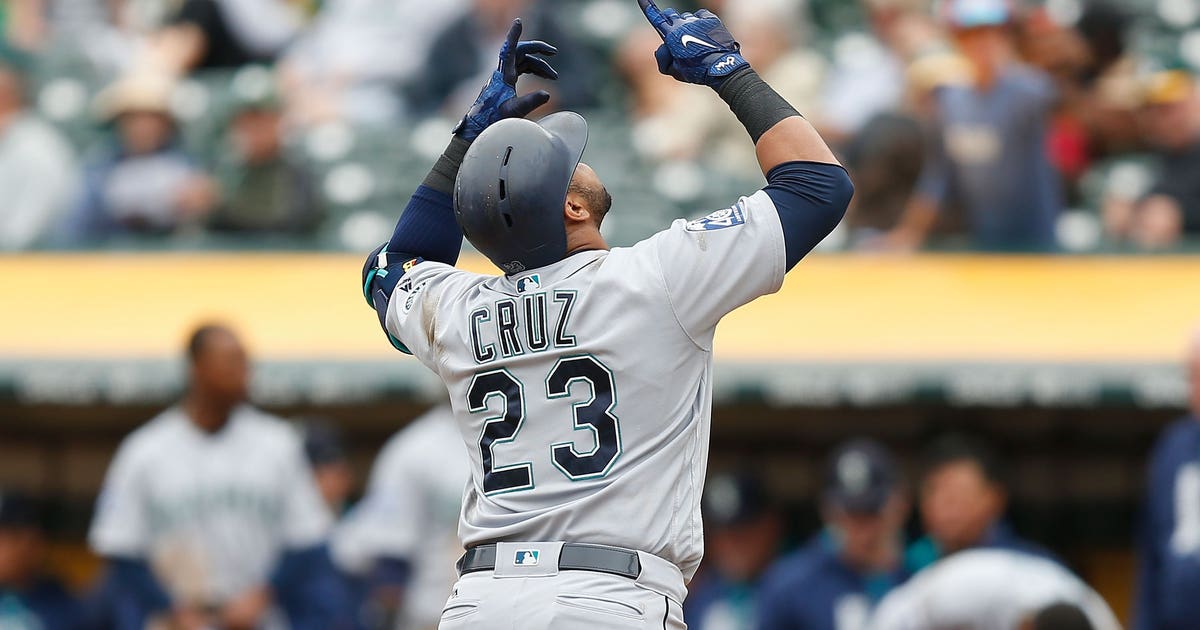 Cruz homers twice to power Mariners past A's 6-3 | FOX 13 Seattle