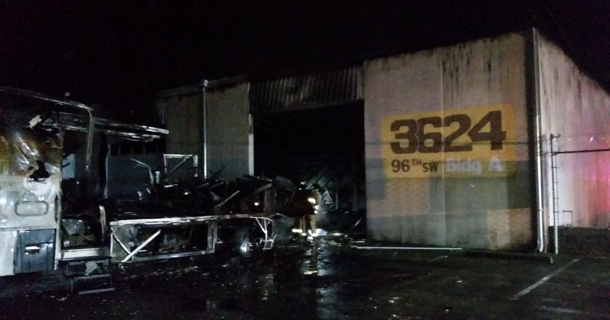 Fire rips through RV repair shop in Lakewood | FOX 13 Seattle