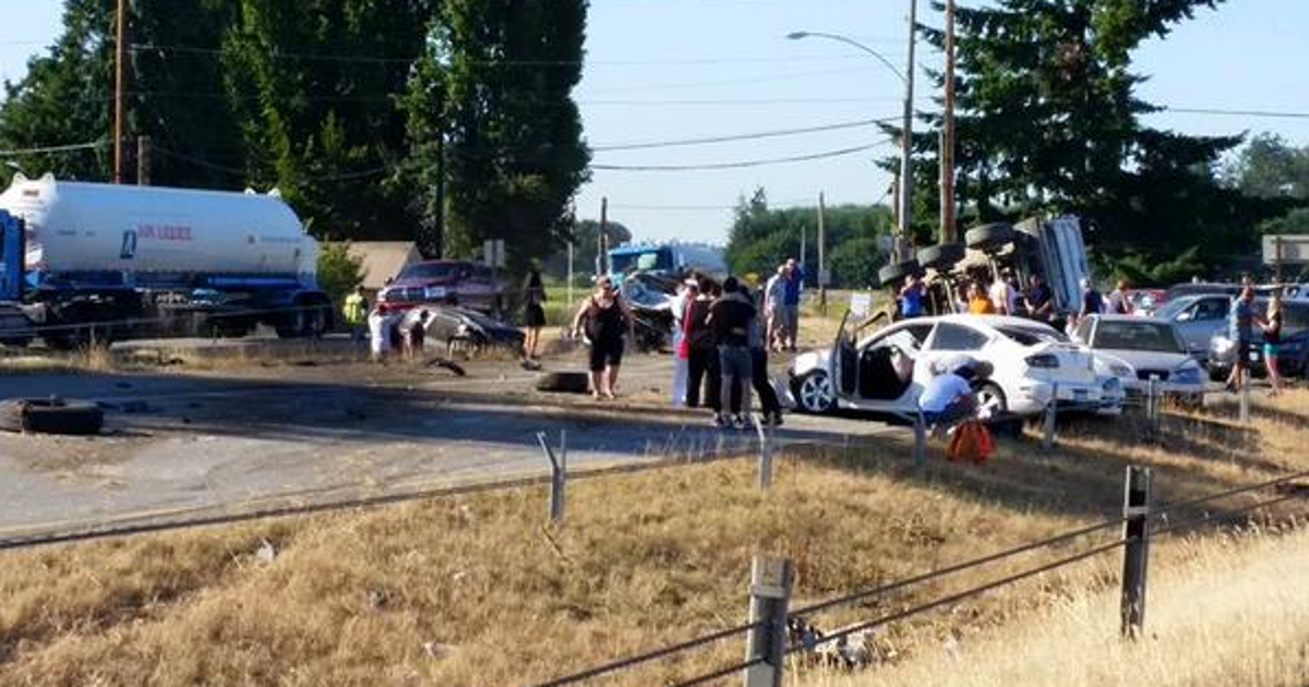 I-5 reopens near Mt. Vernon after 28-car accident | FOX 13 Seattle