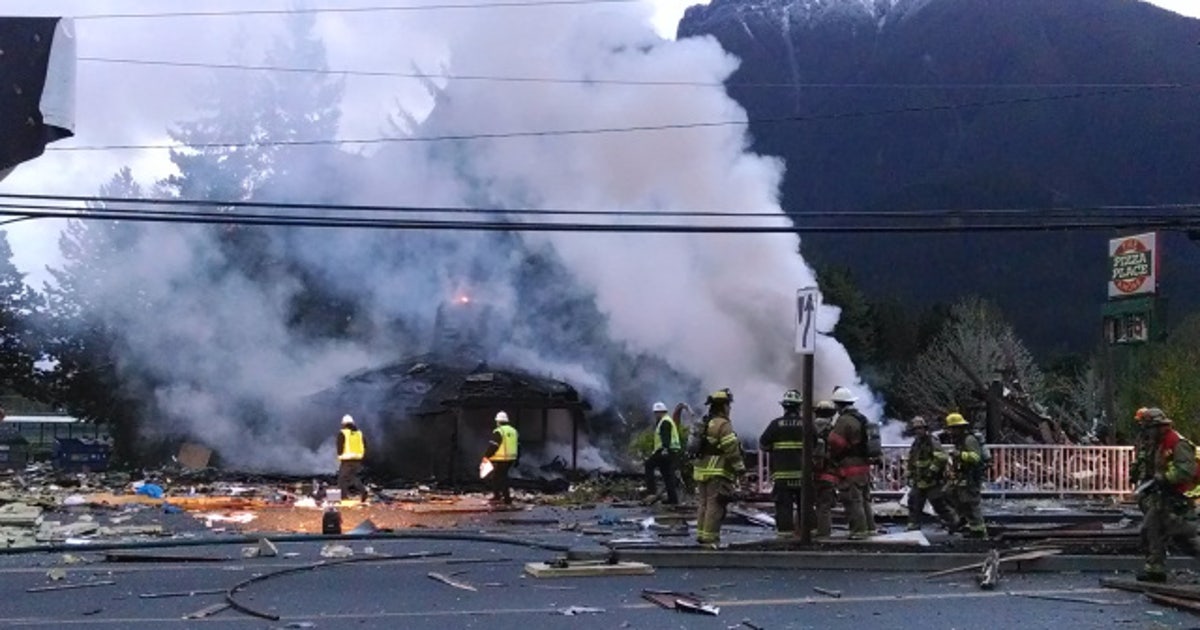 North Bend businesses rocked by massive explosion, fire | FOX 13 Seattle