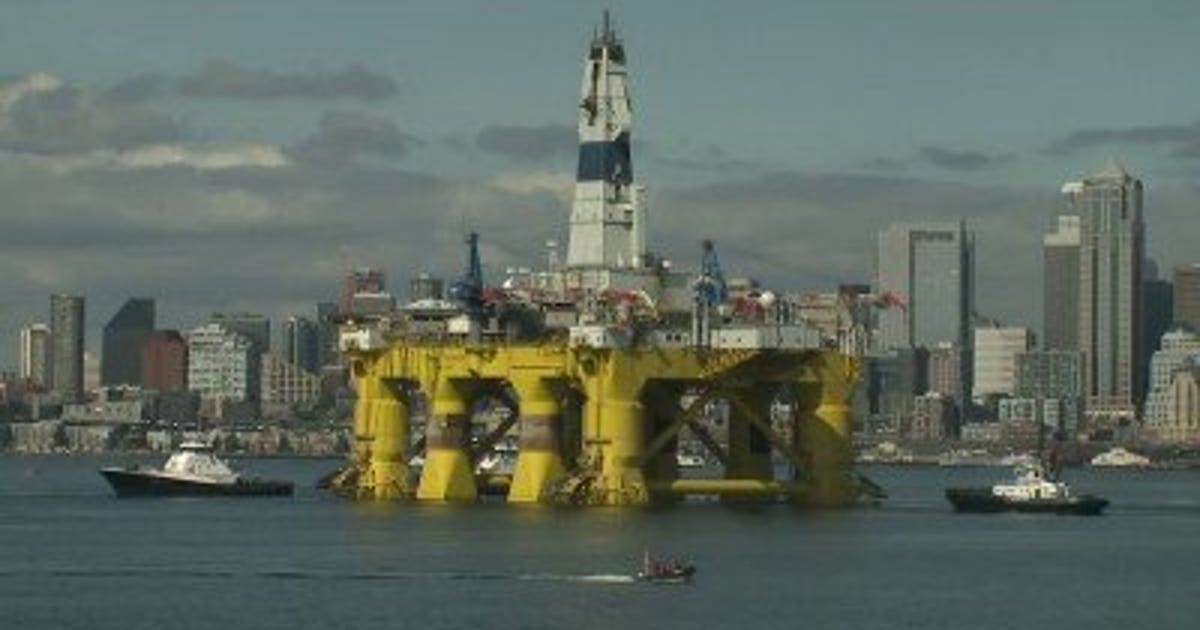 Oil Rig Shell Seattle Shell receives permits necessary for oil drilling in Arctic | FOX 13 ...