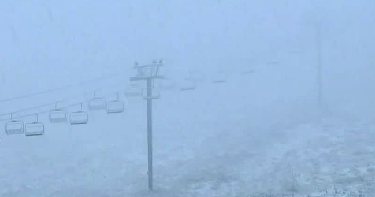 Snow falls at Snoqualmie Pass! Winter Weather Advisory issued for south ...