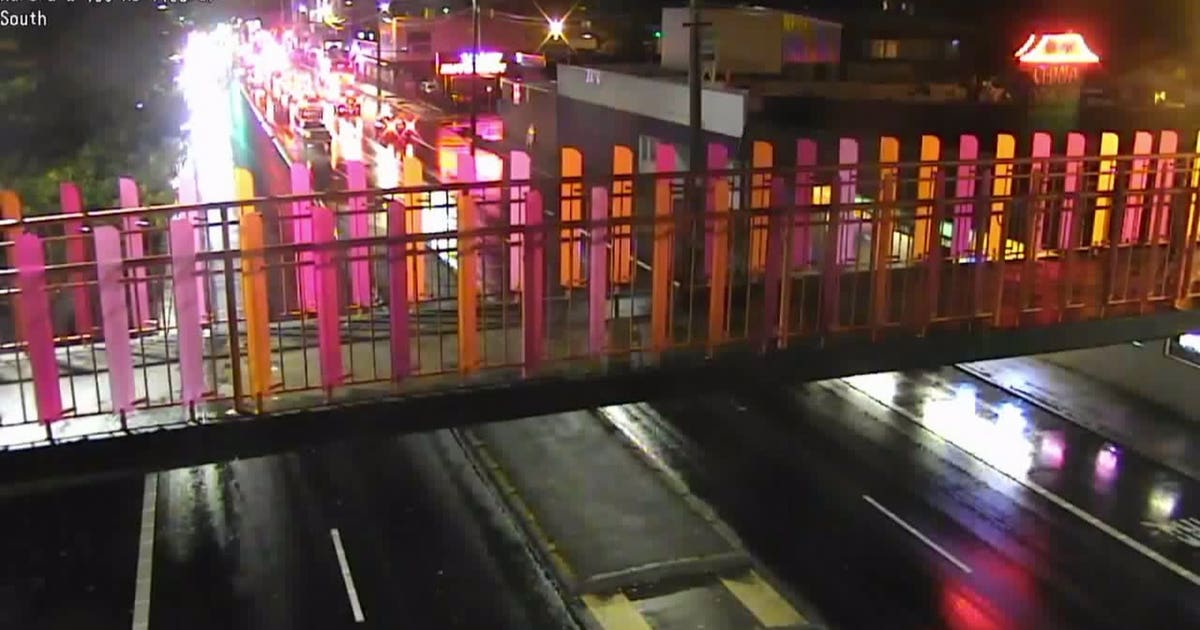 1 dead after North Seattle crash | FOX 13 Seattle