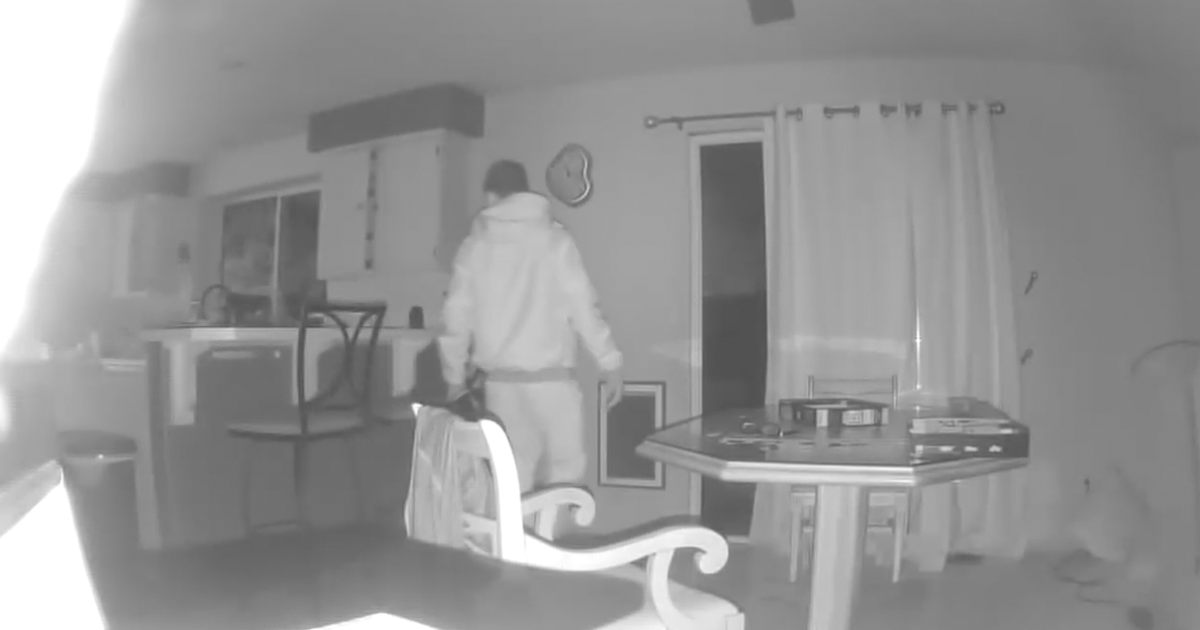 Puyallup mom warns neighbors of home intruder | FOX 13 Seattle