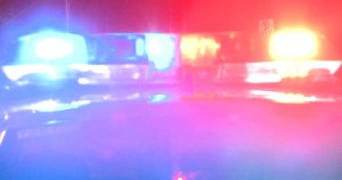 Downtown armed carjacking suspects at large | FOX 13 Seattle