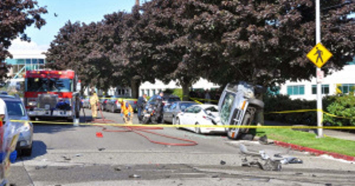 4-car crash injures 3 in Tacoma | FOX 13 Seattle