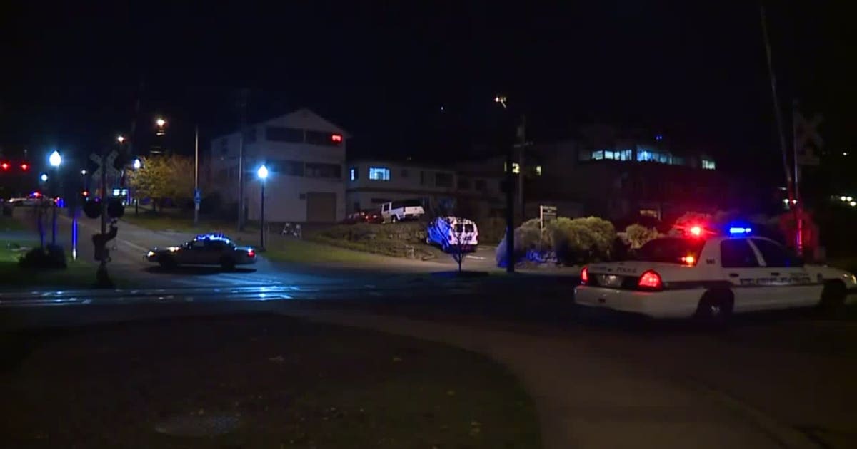 Runner killed by Amtrak train in Tacoma identified | FOX 13 Seattle