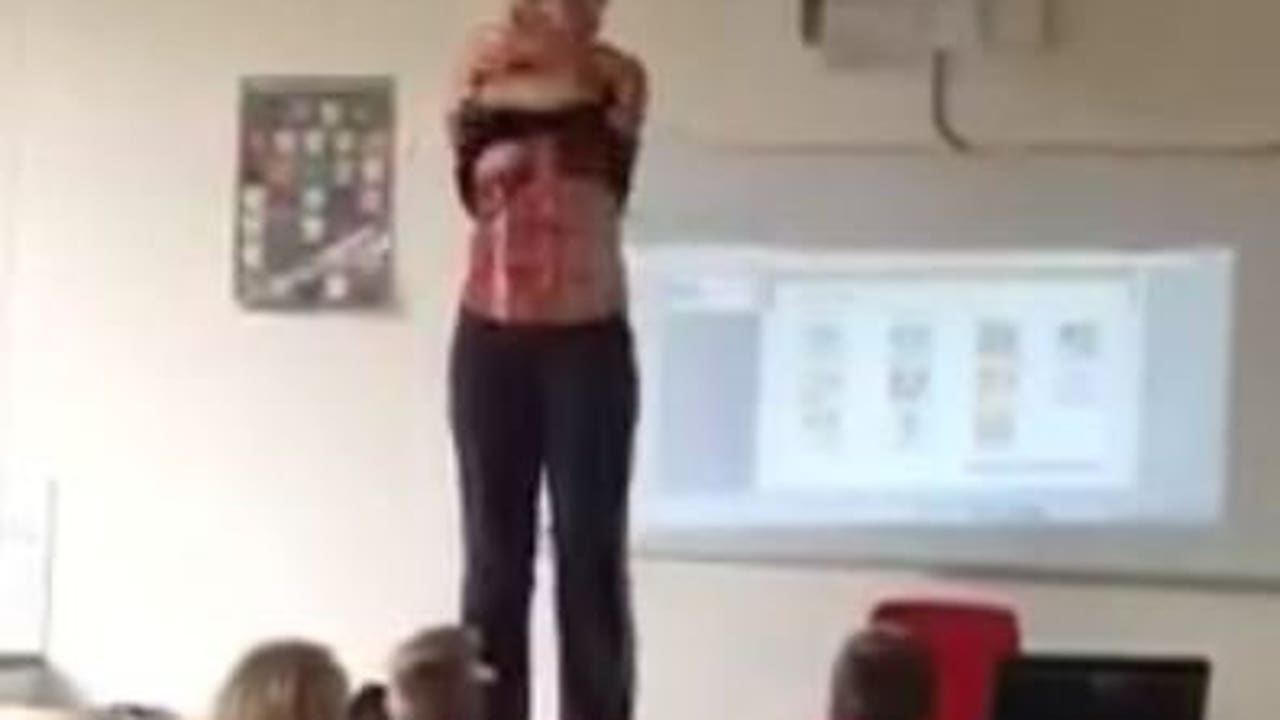 Teacher strips to teach students lesson, photos go viral.