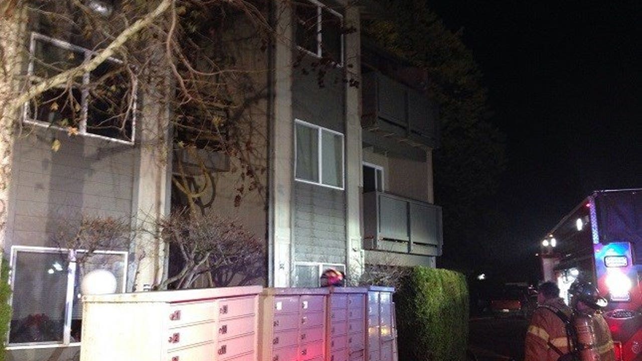 38 Left Homeless On Christmas By Salem Apartment Fire