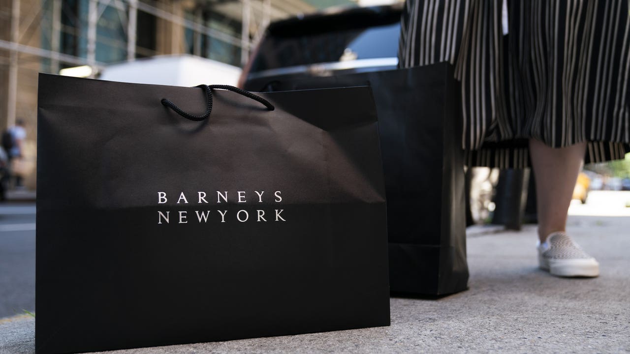 Barneys' Las Vegas store to close as company seeks bankruptcy protection