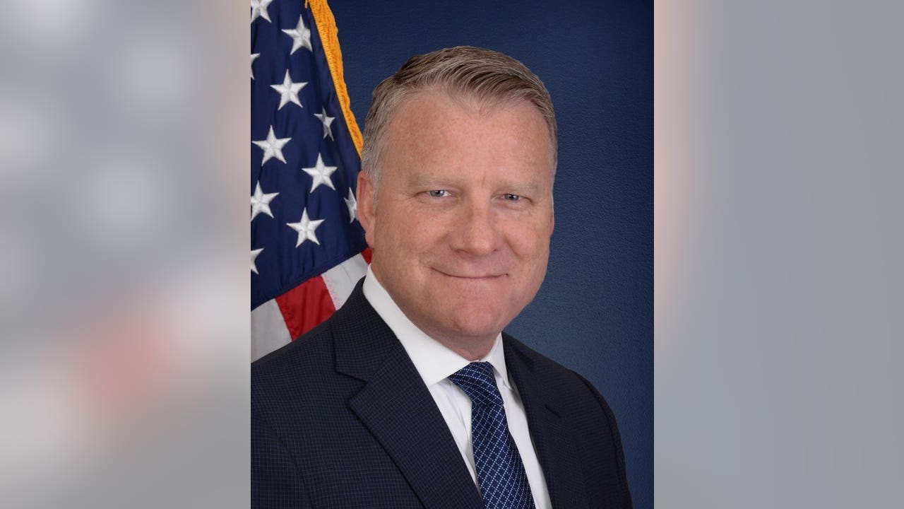 Head of FBI's Seattle office takes promotion to headquarters