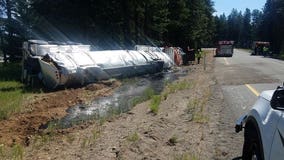 Tanker carrying 7,000 gallons of liquid asphalt rolls over in Cle Elum