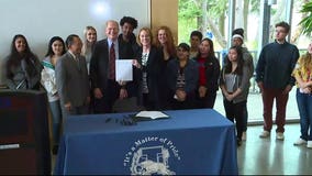 Durkan aims to fulfill free-college promise by 2020