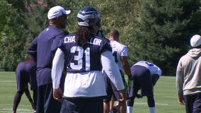 Marshawn Lynch wears holdout Kam Chancellor's jersey during practice