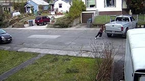 Man tries to steal truck with 2-year-old child inside; mom fights him off