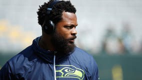 In wake of run-in with police, Michael Bennett continues national anthem protest