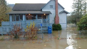 Rescue efforts underway; Skagit River reaches highest level since '06