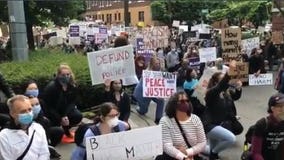 Council members slam Seattle mayor, police chief over protests