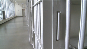 Man gets nearly 39 years for fatally stabbing girlfriend in front of her son at Seattle Center