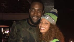 Bam! Seahawks' Kam Chancellor gets engaged after MNF: 'It's Official 💍'
