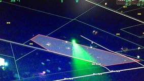 FAA: 2 flight crews report green laser sightings near SEA