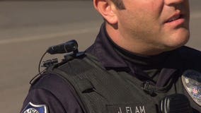 Seattle police officers start wearing body cameras