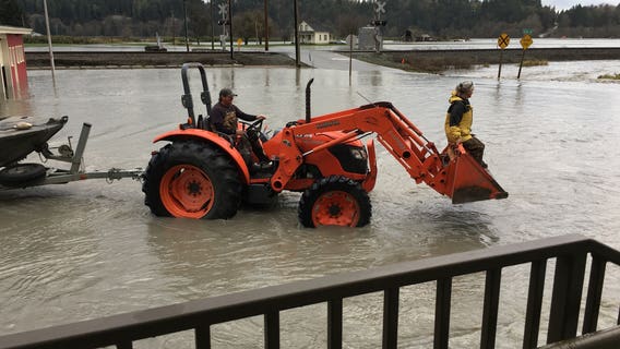 Several towns flooded near Skagit and Skykomish rivers