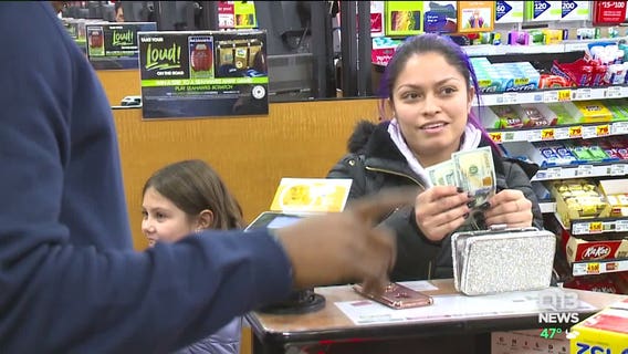 Former Seahawks star paying it forward in random act of kindness