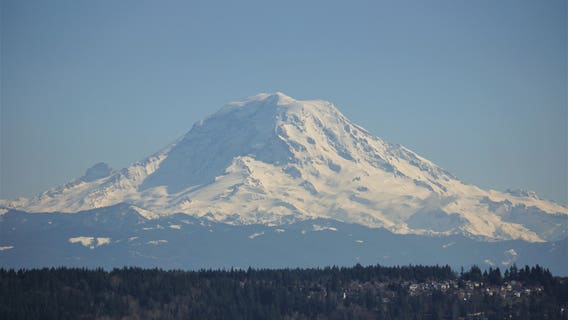 63 degrees atop Mt. Rainier!? Heat wave to bake the mountains, too