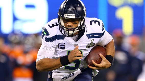 Flying on Alaska Airlines? Wear a Russell Wilson jersey to board early
