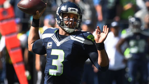 Russell Wilson leaves game after third-quarter hit
