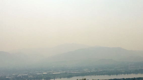Smoke from Canadian wildfires blowing into Washington