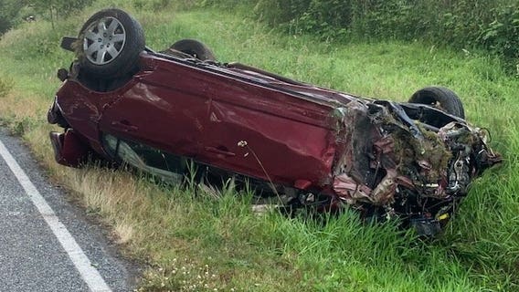 2 teens killed, 2 hurt in overnight rollover crash, Puyallup police say