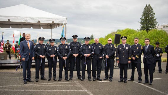 22 Washington police officers receive state medals of honor