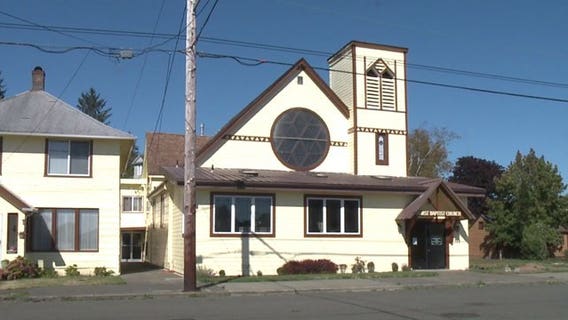 Hoquiam pastor accused of molesting two girls, deputies say