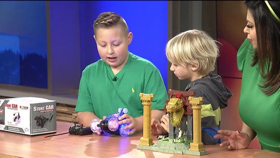 'Experts' make it easy for you to #HelpSanta this holiday season