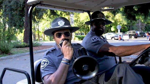 Russell Wilson goes undercover as UW security guard in new ad