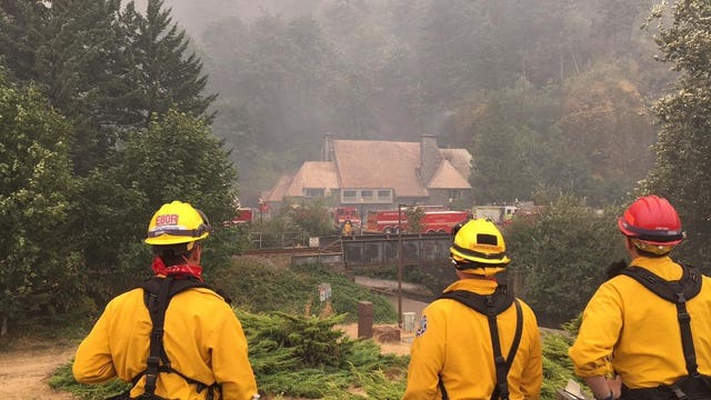 Firefighters save historic Multnomah Falls Lodge from Eagle Creek Wildfire