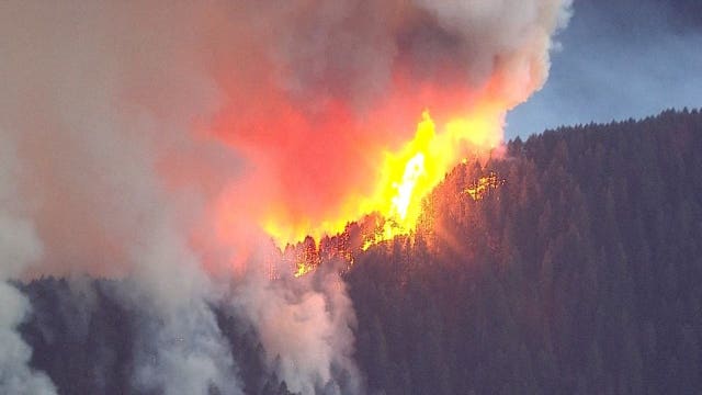 Police: 15-year-old Washington boy is suspect in large wildfire east of Portland (VIDEO)