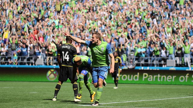 Seattle Sounders welcome fans back to Lumen Field for season opener